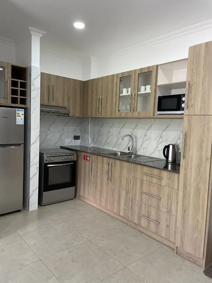B Holiday Apartments Beau Vallon  Beau Vallon (Mahe)